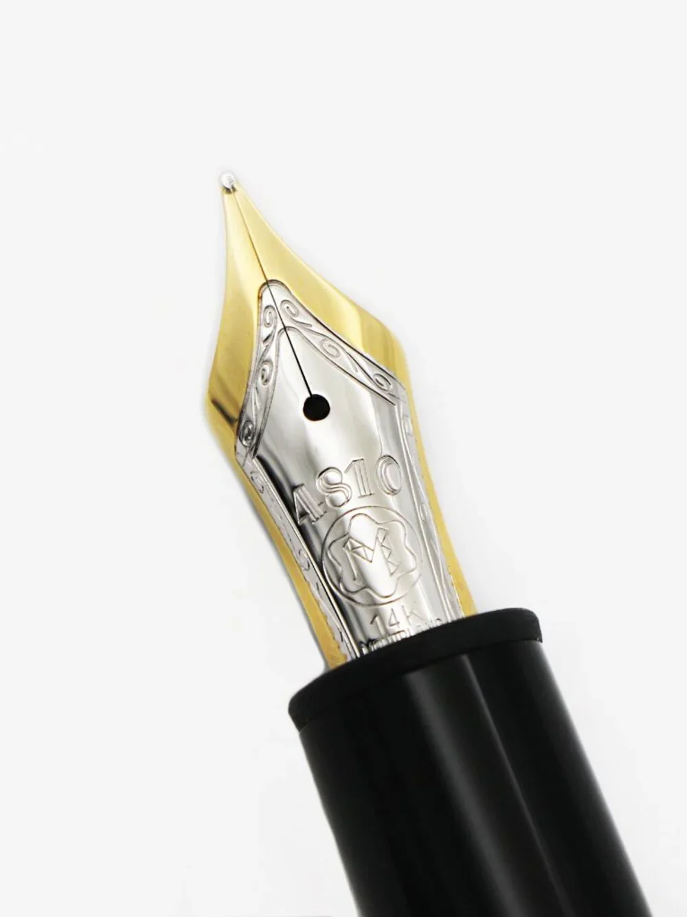 Meisterstück Gold-Coated Classique Fountain Pen -Size M Black